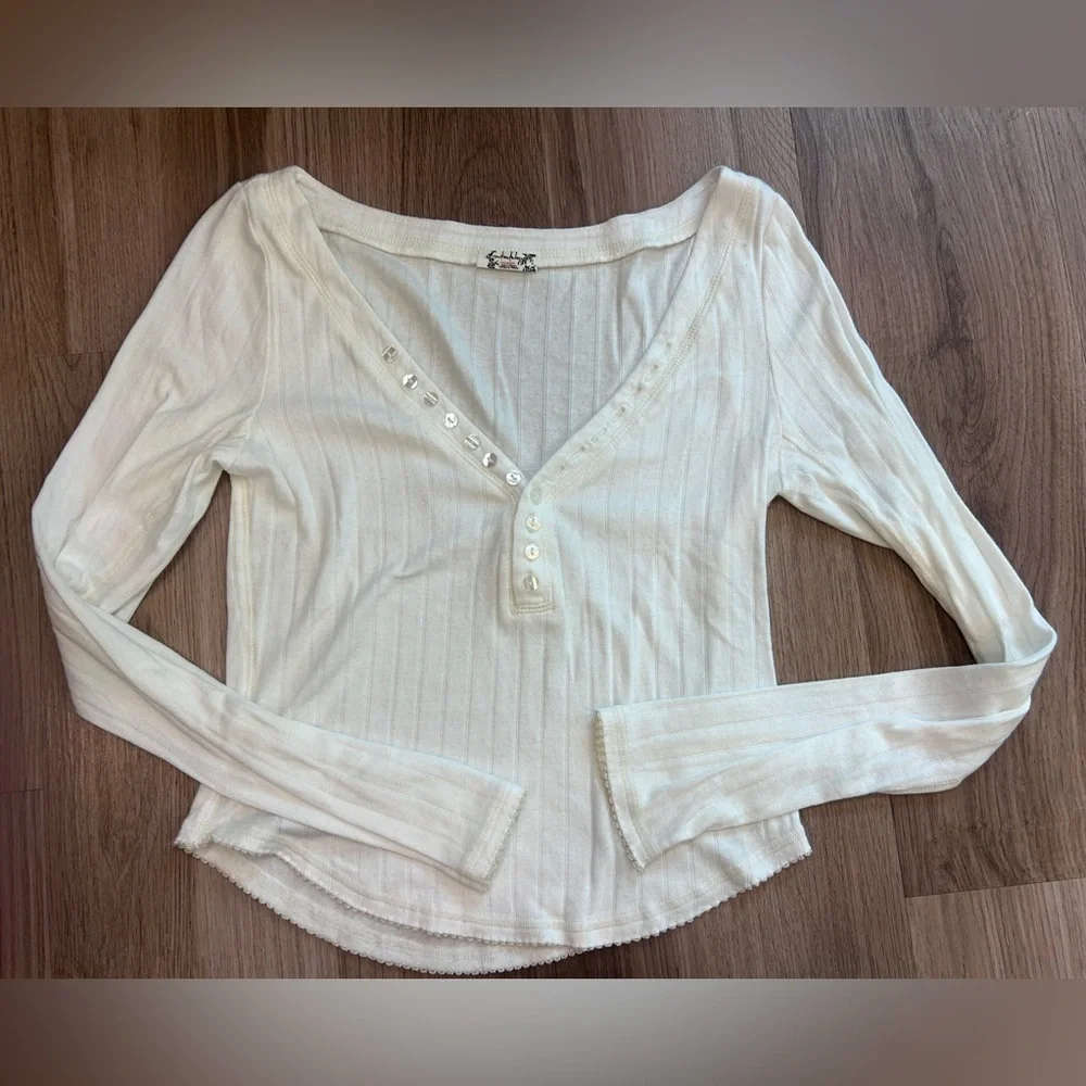Free People Long Sleeve White Ribbed Henley Medium